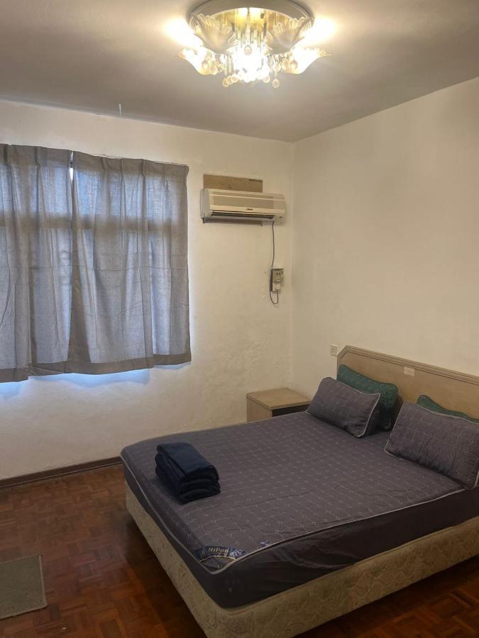 Bayu Emas Apartment *