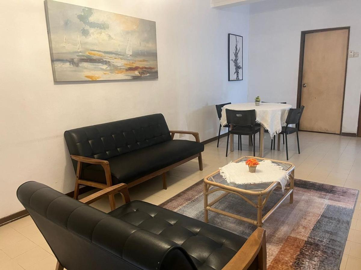 Apartment Bayu Emas Batu Ferringhi